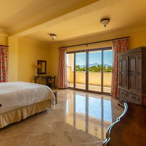 Luxury Suite Mountain View